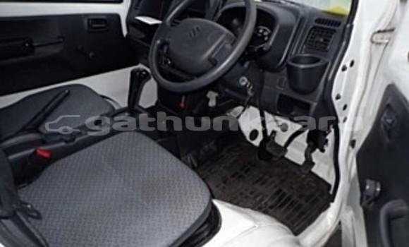 Buy Import Suzuki Carry White Truck in Gulhi in Kaaf Buy Import Suzuki Carry White Truck in Gulhi in Kaaf