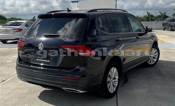 Buy Used Volkswagen Tiguan Black Car in Isdhoo in Laam Buy Used Volkswagen Tiguan Black Car in Isdhoo in Laam
