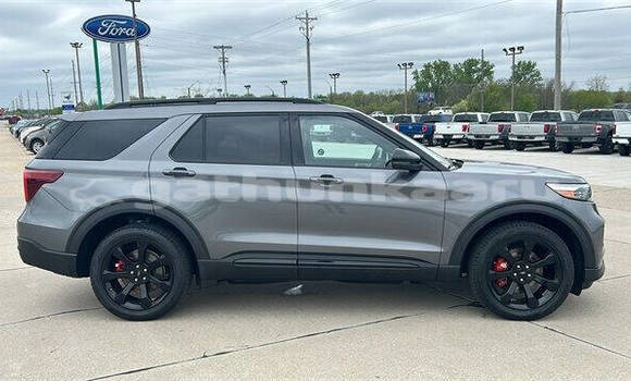 Buy Used Ford Explorer Other Car in Fehendhoo in Baa Buy Used Ford Explorer Other Car in Fehendhoo in Baa