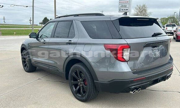 Buy Used Ford Explorer Other Car in Fehendhoo in Baa Buy Used Ford Explorer Other Car in Fehendhoo in Baa