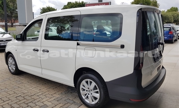 Buy Used Volkswagen Caddy White Car in Feevah in Shaviyani Buy Used Volkswagen Caddy White Car in Feevah in Shaviyani
