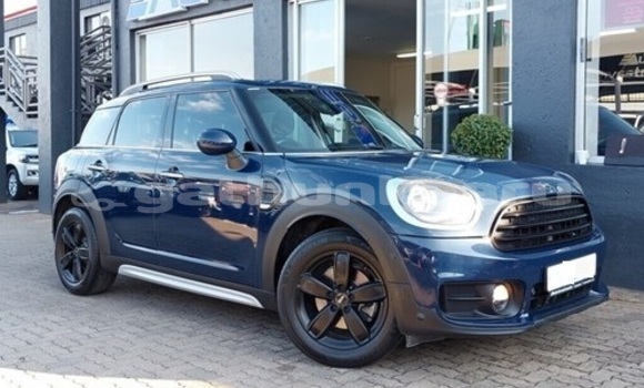 Buy Used MINI Cooper Blue Car in Gulhi in Kaaf
