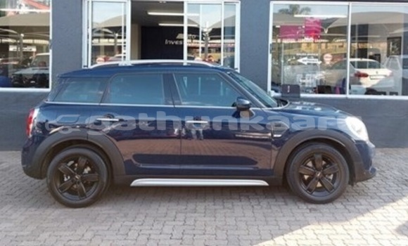 Buy Used MINI Cooper Blue Car in Gulhi in Kaaf Buy Used MINI Cooper Blue Car in Gulhi in Kaaf