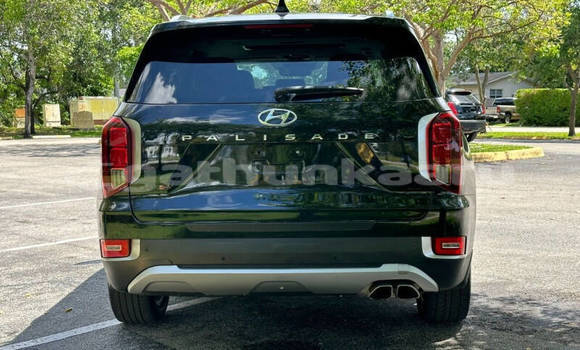 Buy Used Hyundai XG Black Car in Huraa in Kaaf Buy Used Hyundai XG Black Car in Huraa in Kaaf