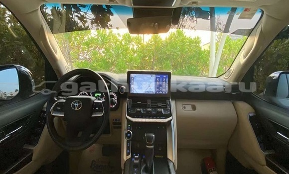 Buy Used Toyota Land Cruiser White Car in Bilehffahi in Shaviyani Buy Used Toyota Land Cruiser White Car in Bilehffahi in Shaviyani