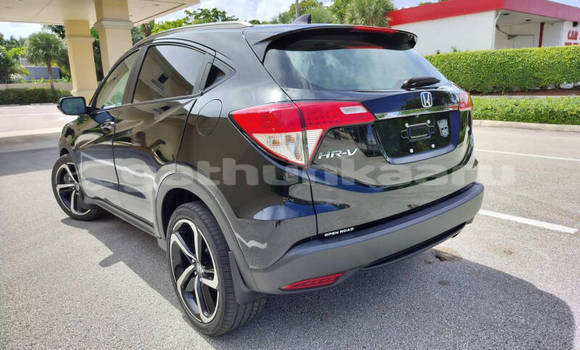Buy Used Honda HR–V Black Car in Dharaboodhoo in Faaf Buy Used Honda HR–V Black Car in Dharaboodhoo in Faaf