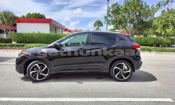Buy Used Honda HR–V Black Car in Dharaboodhoo in Faaf Buy Used Honda HR–V Black Car in Dharaboodhoo in Faaf