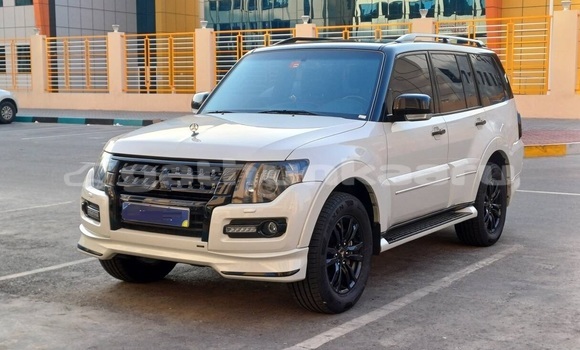 Buy Used Mitsubishi Pajero White Car in Gamu in Laam Buy Used Mitsubishi Pajero White Car in Gamu in Laam