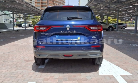 Buy Used Renault Koleos Blue Car in Gaadhoo in Laam Buy Used Renault Koleos Blue Car in Gaadhoo in Laam