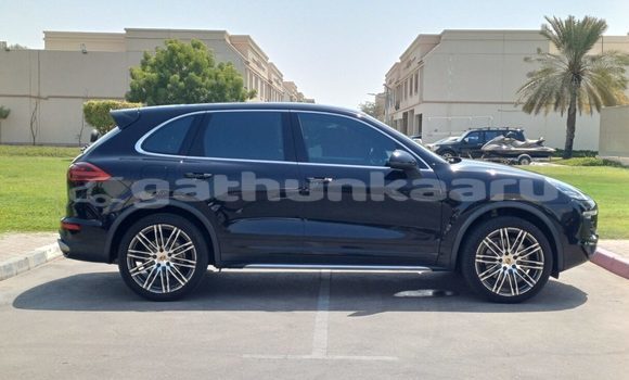 Buy Used Porsche Cayenne Black Car in Funadhoo in Shaviyani Buy Used Porsche Cayenne Black Car in Funadhoo in Shaviyani