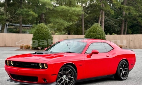 Buy Used Dodge Challenger Red Car in Fodhdhoo in Nuun