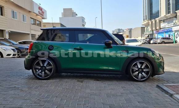Buy Used MINI Cooper Green Car in Feydhoo in Siin Buy Used MINI Cooper Green Car in Feydhoo in Siin