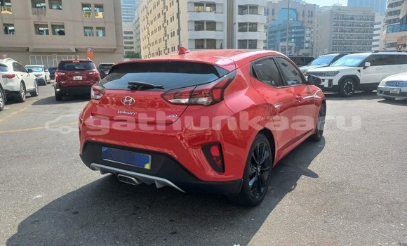 Buy Used Hyundai Veloster Red Car in Gulhi in Kaaf Buy Used Hyundai Veloster Red Car in Gulhi in Kaaf