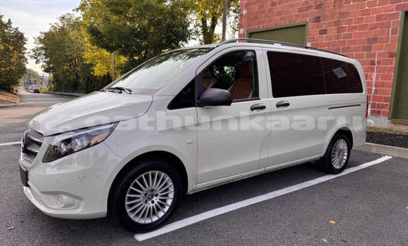 Buy Used Mercedes-Benz Vito White Car in Lhohi in Nuun Buy Used Mercedes-Benz Vito White Car in Lhohi in Nuun