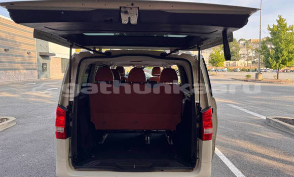 Buy Used Mercedes-Benz Vito White Car in Lhohi in Nuun Buy Used Mercedes-Benz Vito White Car in Lhohi in Nuun