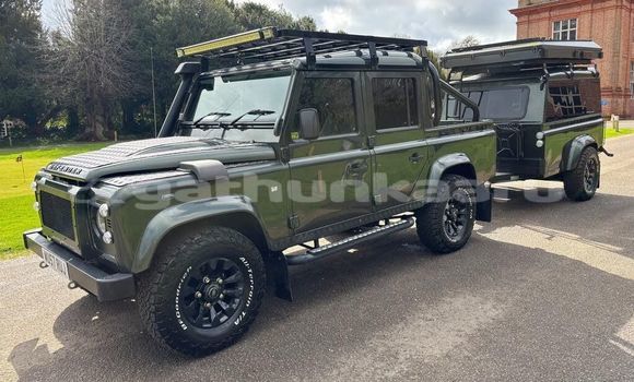Buy Used Land Rover Defender Green Car in Muli in Miim Buy Used Land Rover Defender Green Car in Muli in Miim
