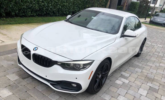 Buy Used BMW 4-Series White Car in Alifushi in Raa Buy Used BMW 4-Series White Car in Alifushi in Raa