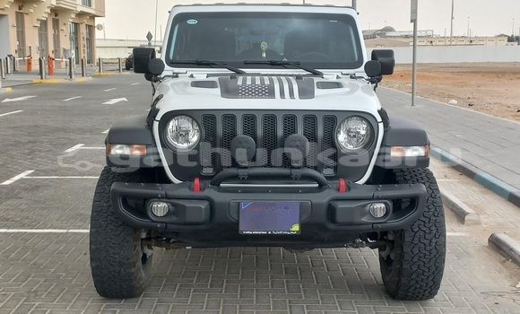 Buy Used Jeep Wrangler White Car in Gaafaru in Kaaf Buy Used Jeep Wrangler White Car in Gaafaru in Kaaf