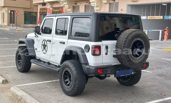 Buy Used Jeep Wrangler White Car in Gaafaru in Kaaf Buy Used Jeep Wrangler White Car in Gaafaru in Kaaf