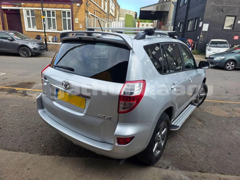 Big with watermark toyota rav4 miim muli 4041