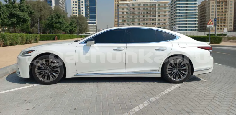 Big with watermark lexus ls siin hulhudhoo 4052