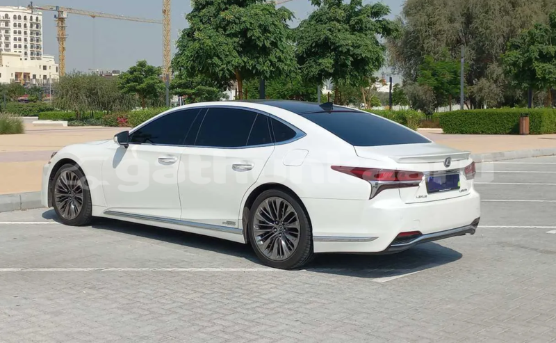Big with watermark lexus ls siin hulhudhoo 4052