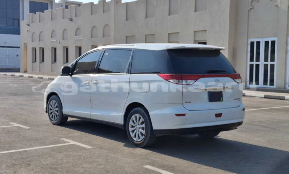 Buy Used Toyota Previa White Car in Maafaru in Nuun Buy Used Toyota Previa White Car in Maafaru in Nuun