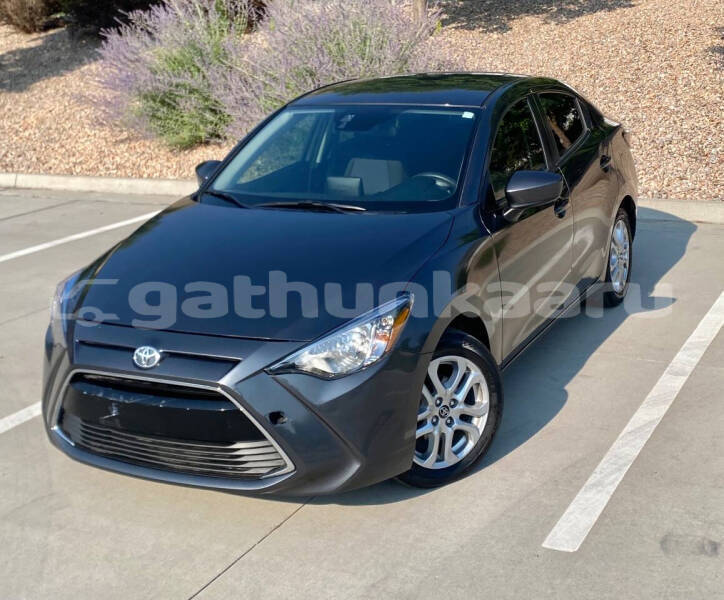 Big with watermark toyota yaris shaviyani feevah 4064