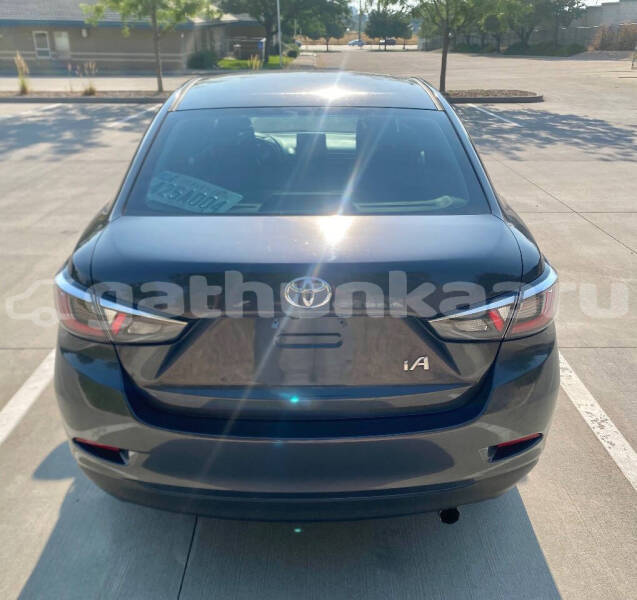 Big with watermark toyota yaris shaviyani feevah 4064