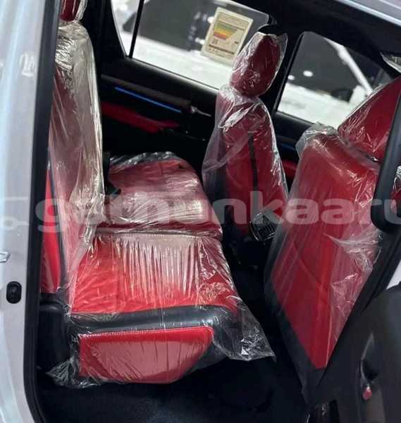 Big with watermark toyota hiace lhaviyani maafilaafushi 4068