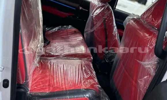 Buy Used Toyota HiAce White Truck in Maafilaafushi in Lhaviyani Buy Used Toyota HiAce White Truck in Maafilaafushi in Lhaviyani