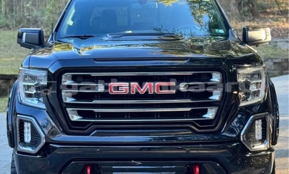 Buy Used GMC Typhoon Black Car in Dharavandhoo in Baa