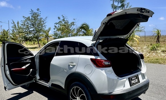 Buy Used Mazda CX-3 White Car in Fuvammulah in Ghaviyani Buy Used Mazda CX-3 White Car in Fuvammulah in Ghaviyani