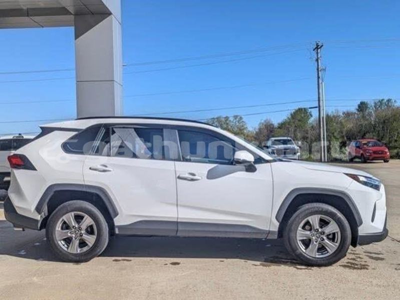 Big with watermark toyota rav4 shaviyani bilehffahi 4080