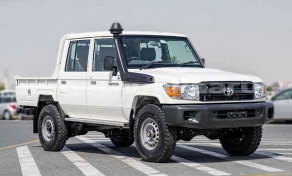 Buy Used Toyota Land Cruiser White Car in Bilehffahi in Shaviyani Buy Used Toyota Land Cruiser White Car in Bilehffahi in Shaviyani