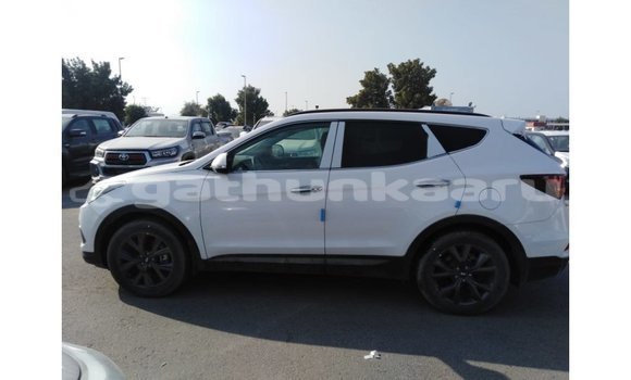 Buy Import Hyundai Santa Fe White Car in Import - Dubai in Baa Buy Import Hyundai Santa Fe White Car in Import - Dubai in Baa