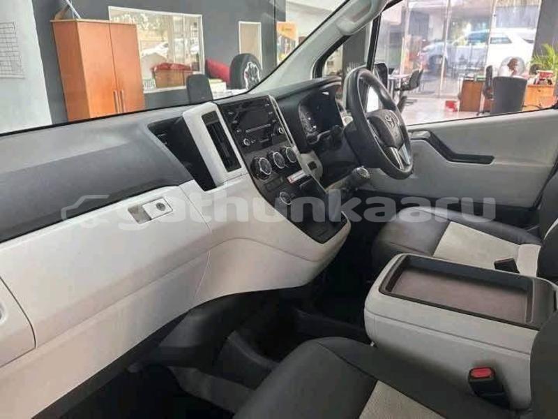 Big with watermark toyota hiace nuun kudafari 4083