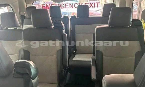 Buy Used Toyota Hiace White Car in Kudafari in Nuun Buy Used Toyota Hiace White Car in Kudafari in Nuun