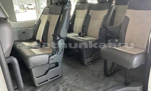 Buy Used Toyota Hiace White Car in Kudafari in Nuun Buy Used Toyota Hiace White Car in Kudafari in Nuun