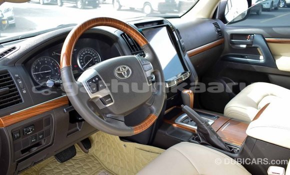 Buy Import Toyota Land Cruiser Other Car in Import - Dubai in Baa Buy Import Toyota Land Cruiser Other Car in Import - Dubai in Baa