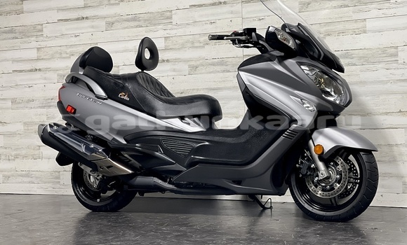 Buy Used Suzuki Burgman Black Bike in Alifushi in Raa