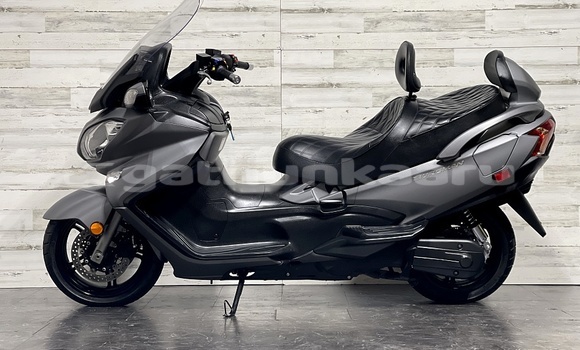 Buy Used Suzuki Burgman Black Bike in Alifushi in Raa Buy Used Suzuki Burgman Black Bike in Alifushi in Raa