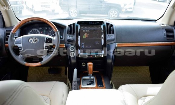 Buy Import Toyota Land Cruiser Other Car in Import - Dubai in Baa Buy Import Toyota Land Cruiser Other Car in Import - Dubai in Baa