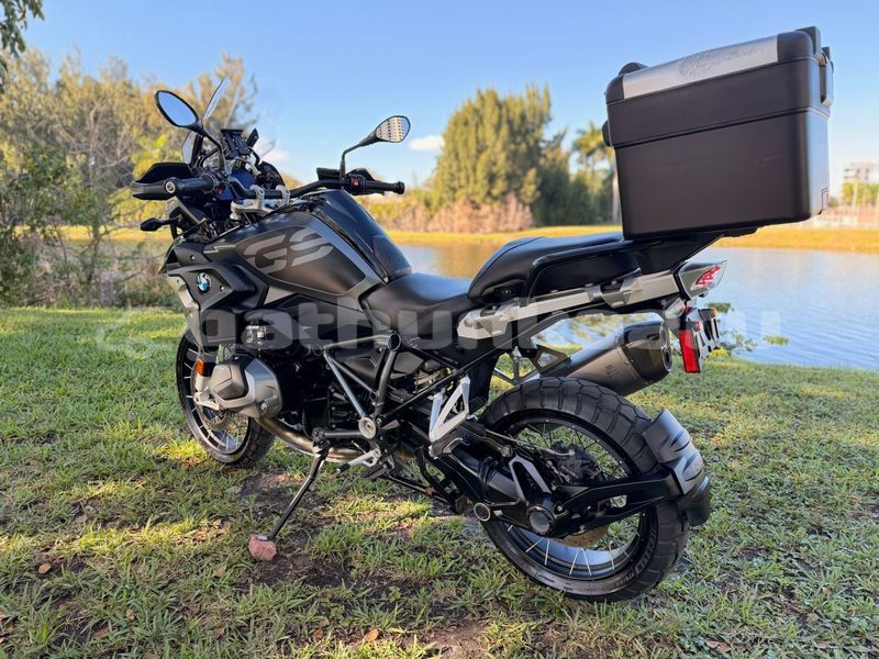 Big with watermark bmw gs faaf biledhdhoo 4088