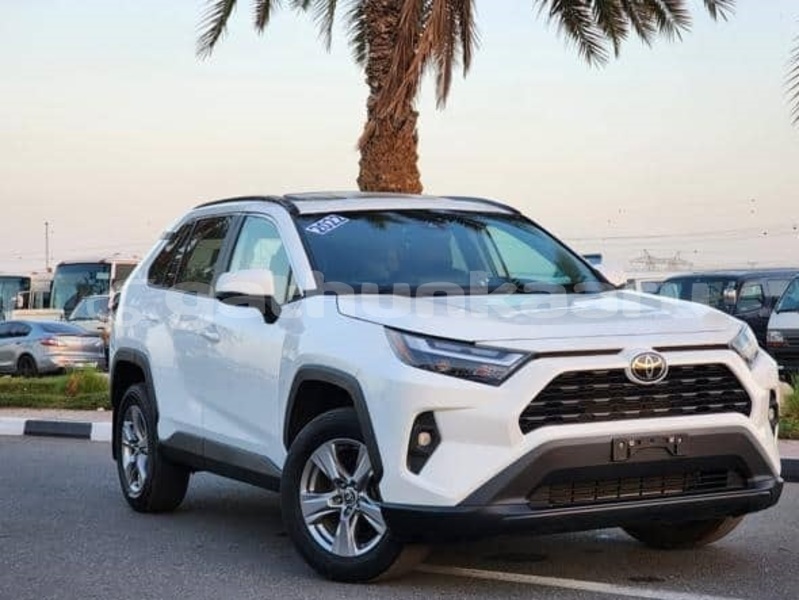 Big with watermark toyota rav4 baa dharavandhoo 4091