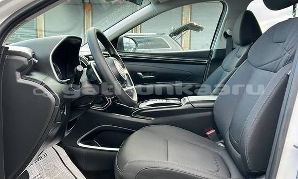 Buy Used Hyundai Tucson White Car in Dharavandhoo in Baa Buy Used Hyundai Tucson White Car in Dharavandhoo in Baa