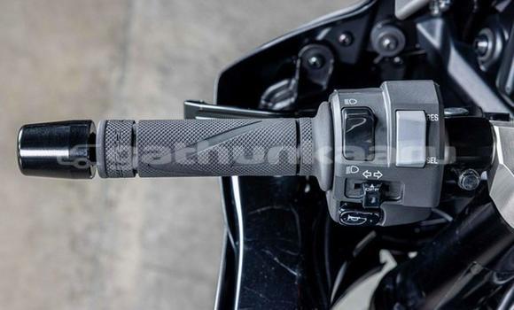 Buy Used Yamaha YZF Black Bike in Fuvammulah in Ghaviyani Buy Used Yamaha YZF Black Bike in Fuvammulah in Ghaviyani