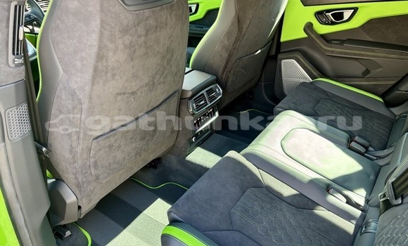 Buy Used Lamborghini Urus Green Car in Buruni in Thaa Buy Used Lamborghini Urus Green Car in Buruni in Thaa