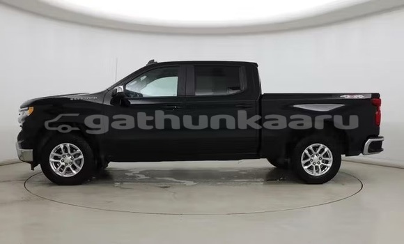 Buy Used Chevrolet Silverado Black Car in Dharavandhoo in Baa Buy Used Chevrolet Silverado Black Car in Dharavandhoo in Baa
