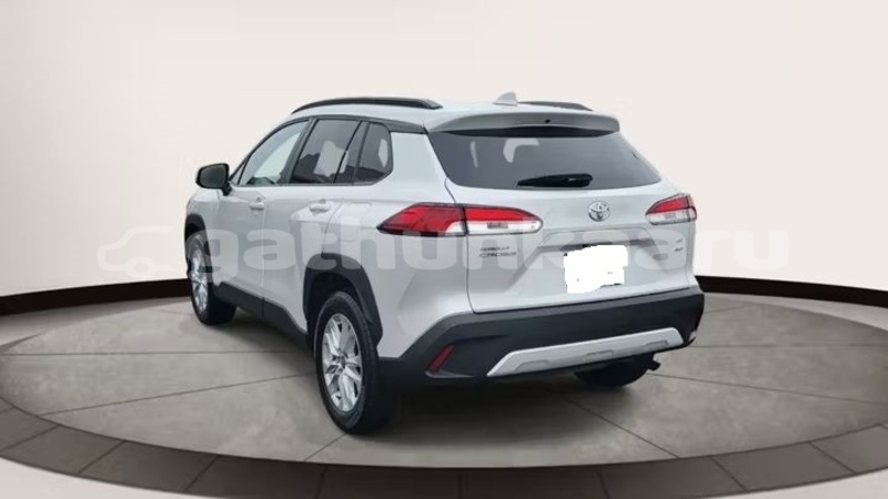 Big with watermark toyota corolla cross baa dharavandhoo 4124